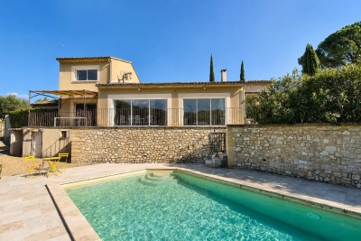 Maison &agrave; vendre &agrave; ST-HIPPOLYTE-DE-MONTAIGU  - 4 pi&egrave;ces - 199 m&sup2; 