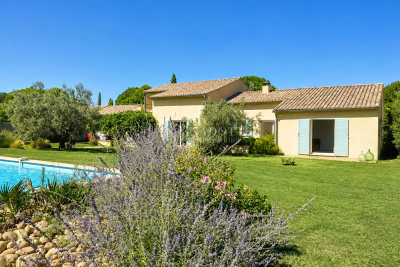Maison &agrave; vendre &agrave; MAUBEC  - 7 pi&egrave;ces - 192 m&sup2; 