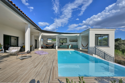 Maison &agrave; vendre &agrave; NÎMES  - 6 pi&egrave;ces - 170 m&sup2; 
