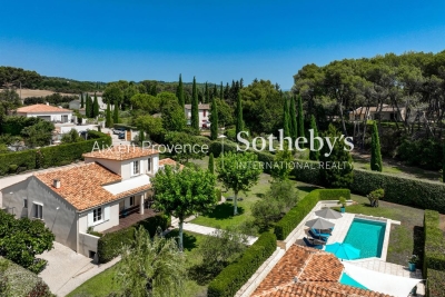 Maison &agrave; vendre &agrave; AIX-EN-PROVENCE Centre - 5 pi&egrave;ces - 155 m&sup2; 