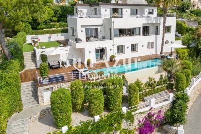 House to rent in EZE Caucade - 7 rooms - 296 m&sup2; 