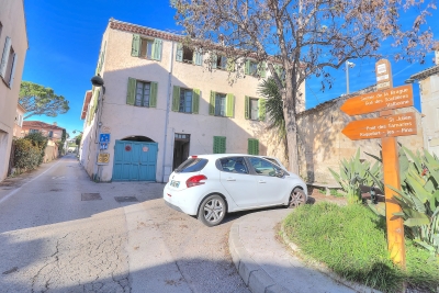 Maison &agrave; vendre &agrave; BIOT  - 11 pi&egrave;ces - 265 m&sup2; 