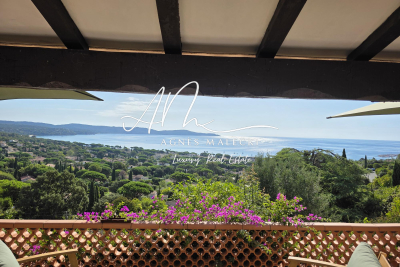 Maison &agrave; vendre &agrave; CAVALAIRE-SUR-MER  - 3 pi&egrave;ces - 100 m&sup2; 
