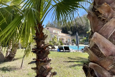 Maison &agrave; vendre &agrave; CANNES  - 6 pi&egrave;ces - 200 m&sup2; 