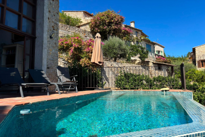 House for sale in CAGNES-SUR-MER Saint-Jacques Sud - 3 rooms - 86 m&sup2; 