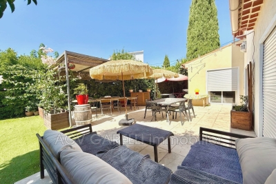 Maison &agrave; vendre &agrave; TOULON  - 6 pi&egrave;ces - 151 m&sup2; 