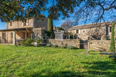 Maison &agrave; vendre &agrave; UZÈS  - 7 pi&egrave;ces - 275 m&sup2; 