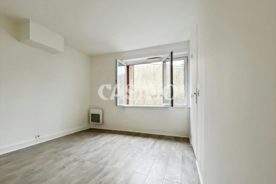 Appartement &agrave; vendre &agrave; RAMBOUILLET  - 2 pi&egrave;ces - 38 m&sup2; 