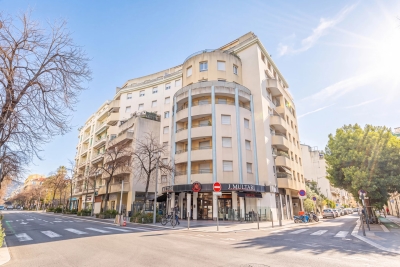 Parking/Garage to rent in NICE Les Semboules   