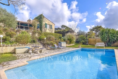 House for sale in MOUGINS Les Semboules  - 135 m&sup2; 