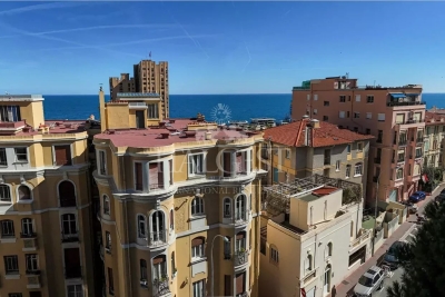 Apartment for sale in BEAUSOLEIL Les Semboules - 2 rooms - 50 m&sup2; 