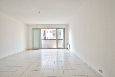 Apartment for sale in ANTIBES Les Semboules - 3 rooms - 74 m&sup2; 