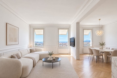 Apartment for sale in CANNES Les Semboules - 5 rooms - 170 m&sup2; 