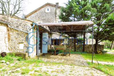 Maison &agrave; vendre &agrave; LUSSAN  - 7 pi&egrave;ces - 140 m&sup2; 