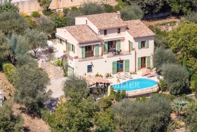 House for sale in LE TIGNET Saint-Francois - 7 rooms - 225 m&sup2; 