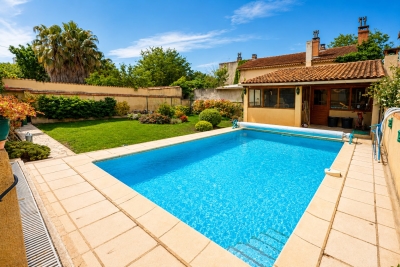 Maison &agrave; vendre &agrave; SORGUES Grillon - 6 pi&egrave;ces - 175 m&sup2; 