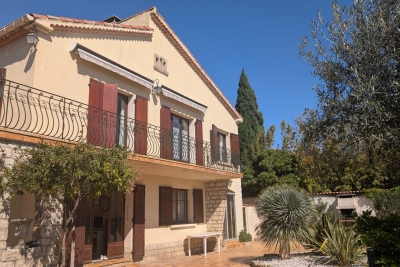 Maison &agrave; vendre &agrave; MORIÈRES-LES-AVIGNON Grillon - 6 pi&egrave;ces - 186 m&sup2; 