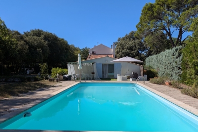 Maison &agrave; vendre &agrave; VENASQUE Grillon - 8 pi&egrave;ces - 219 m&sup2; 