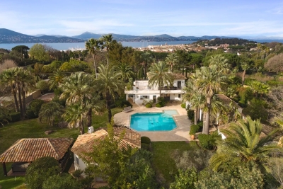 Maison &agrave; vendre &agrave; St-Tropez  - 8 pi&egrave;ces 434 m&sup2; 