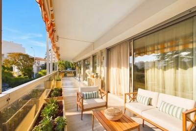 Appartement &agrave; vendre &agrave; Juan-les-Pins  - 3 pi&egrave;ces 75 m&sup2; 