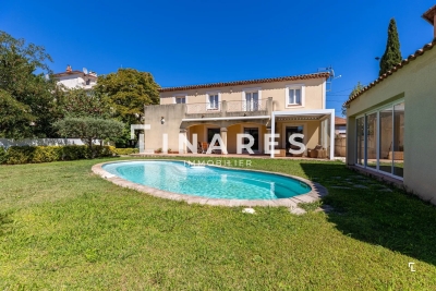 Maison &agrave; vendre &agrave; Marseille 9Eme  - 7 pi&egrave;ces 201 m&sup2; 