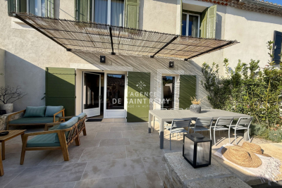 Maison &agrave; vendre &agrave; St-Rémy-de-Provence  - 5 pi&egrave;ces 120 m&sup2; 