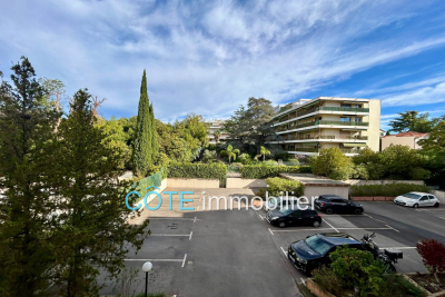 Appartement &agrave; vendre &agrave; Juan-les-Pins  - Studio 23 m&sup2; 