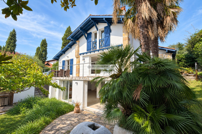 Maison &agrave; vendre &agrave; Bassussarry  - 6 pi&egrave;ces 246 m&sup2; 