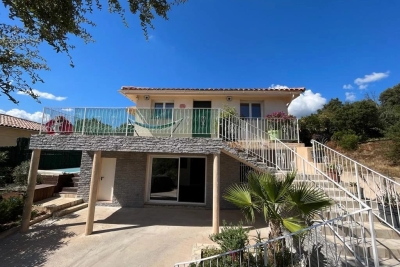 Maison &agrave; vendre &agrave; Porto Vecchio  - 6 pi&egrave;ces 150 m&sup2; 