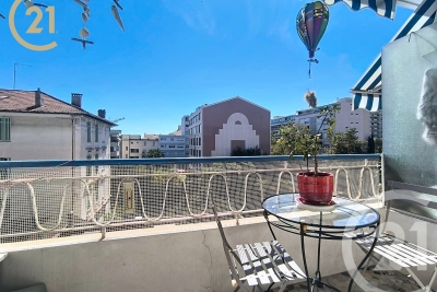 Appartement &agrave; vendre &agrave; CANNES  - 2 pi&egrave;ces - 45 m&sup2; 