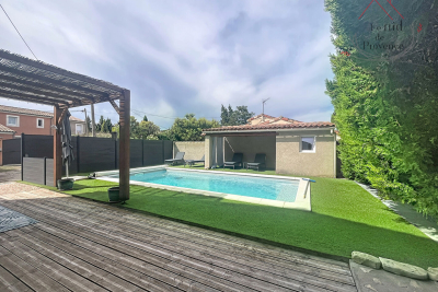Maison &agrave; vendre &agrave; l'Isle-sur-la-Sorgue  - 4 pi&egrave;ces 138 m&sup2; 