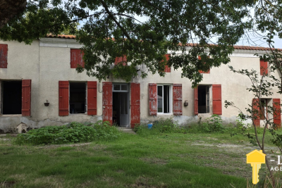 Maison &agrave; vendre &agrave; Brie Sous Mortagne  - 4 pi&egrave;ces 62 m&sup2; 