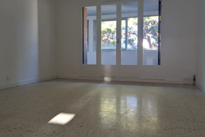 Appartement &agrave; louer &agrave; LE PONTET  - 3 pi&egrave;ces - 76 m&sup2; 