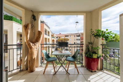 Appartement &agrave; vendre jardin terrasse centre est 