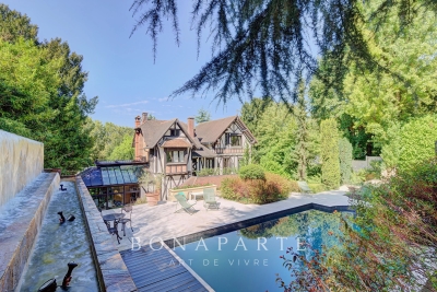 Maison &agrave; vendre &agrave; St Maur des Fosses  - 8 pi&egrave;ces 446 m&sup2; 