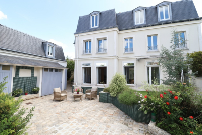 Maison &agrave; vendre &agrave; MEUDON Le Centre 1 - 8 pi&egrave;ces - 350 m&sup2; 