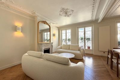 Appartement &agrave; louer &agrave; PARIS 7EME Gaillon 1 - 3 pi&egrave;ces - 84 m&sup2; 