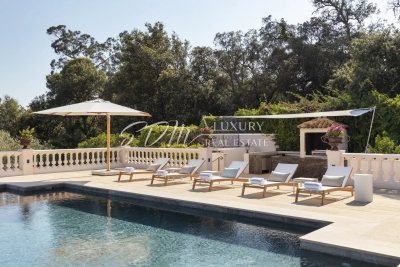 Villa in Cannes for rental from 210 000 € / week, Photo 12