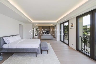 Villa in Saint-Jean-Cap-Ferrat for rental from 43 260 € / week, Photo 13