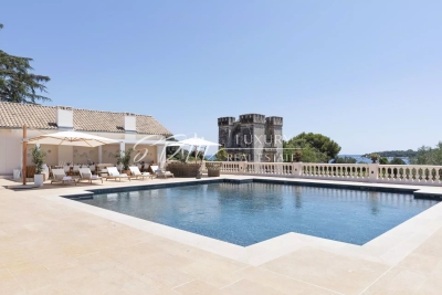 Villa in Cannes for rental from 210 000 € / week, Photo 3