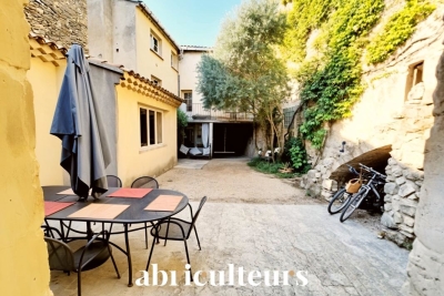 Maison &agrave; vendre &agrave; La-Roque-d'Antheron  - 4 pi&egrave;ces 139 m&sup2; 