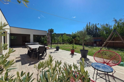Maison &agrave; vendre &agrave; Vallon Pont D Arc  - 8 pi&egrave;ces 188 m&sup2; 
