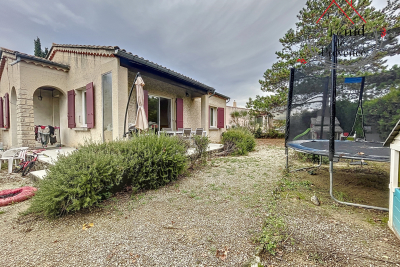 Maison &agrave; vendre &agrave; Carpentras  - 4 pi&egrave;ces 74 m&sup2; 