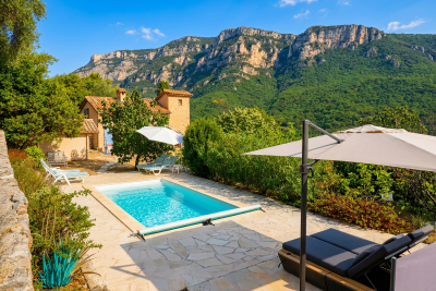 Maison &agrave; vendre villa avec jardin x 1 