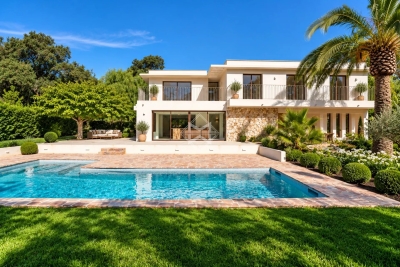 Maison &agrave; vendre &agrave; La Croix-Valmer  - 8 pi&egrave;ces 230 m&sup2; 