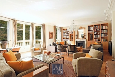 Appartement &agrave; vendre &agrave; PARIS 16EME Mail 1 - 7 pi&egrave;ces - 235 m&sup2; 