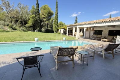 Maison &agrave; vendre maison avec piscine la house 