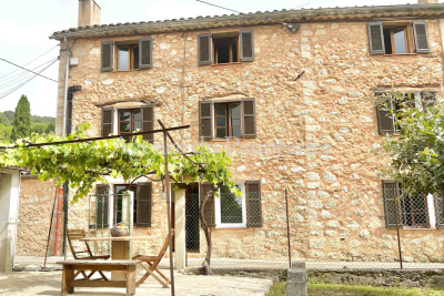 Maison &agrave; vendre &agrave; Grasse  - 6 pi&egrave;ces 128 m&sup2; 