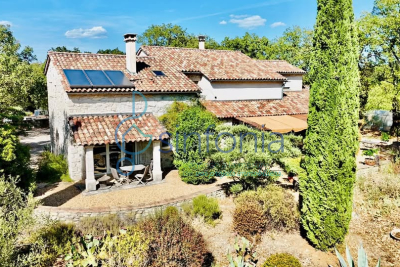 Maison &agrave; vendre &agrave; Bouquet  - 8 pi&egrave;ces 215 m&sup2; 