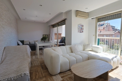 Appartement &agrave; vendre &agrave; GOLFE JUAN  - 2 pi&egrave;ces - 53 m&sup2; 